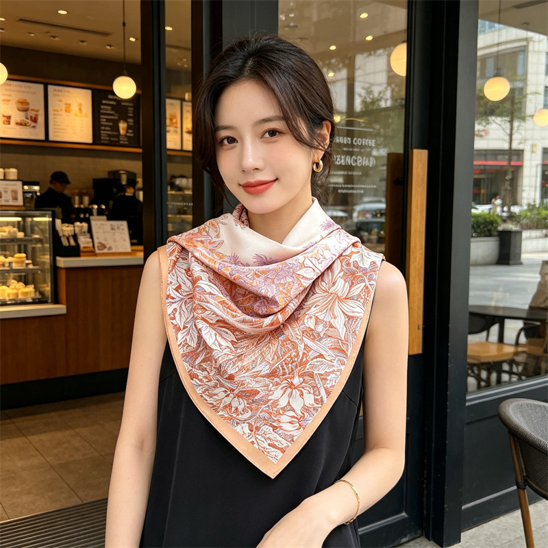 Travel Accessories To Gift - ผ้าพันคอไหมเนื้อนุ่มสำหรับผู้หญิง ผ้าพันคอสี่เหลี่ยม 90 ผืน ผ้าคลุมไหล่ สายคาดกระเป๋า