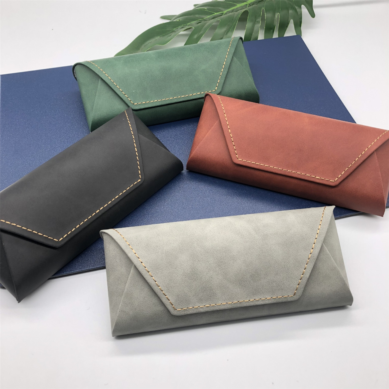 กล่องใส่แว่นตา Pu+โลหะ ที่ใส่แ - Travel Accessories Gift Ideas บทวิจารณ์และราคา