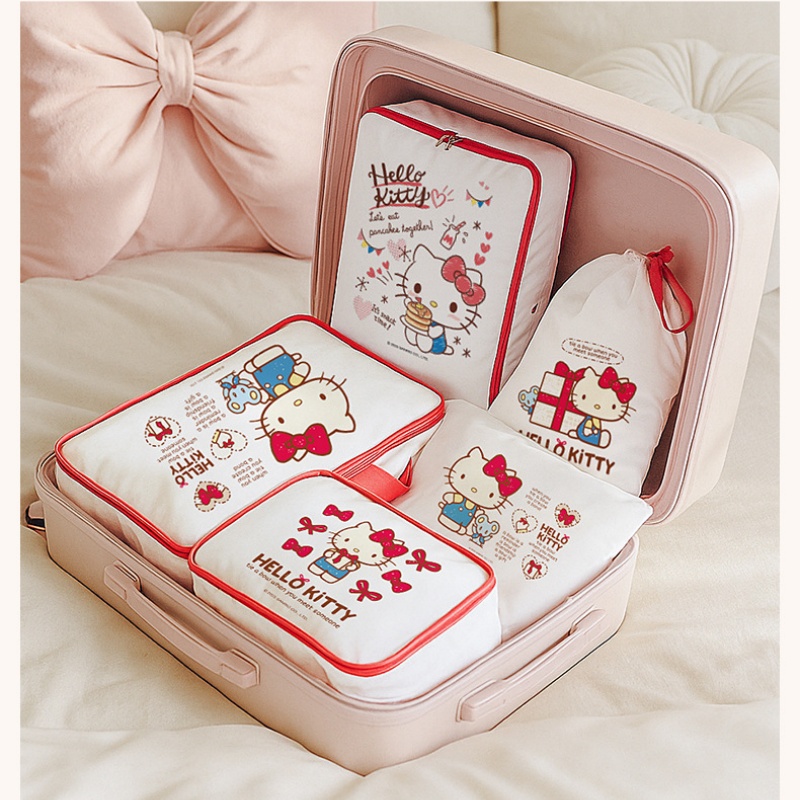 กระเป๋าเก็บของเฮลโล คิตตี้ กระ - Travel Accessories Gift Set บทวิจารณ์และราคา